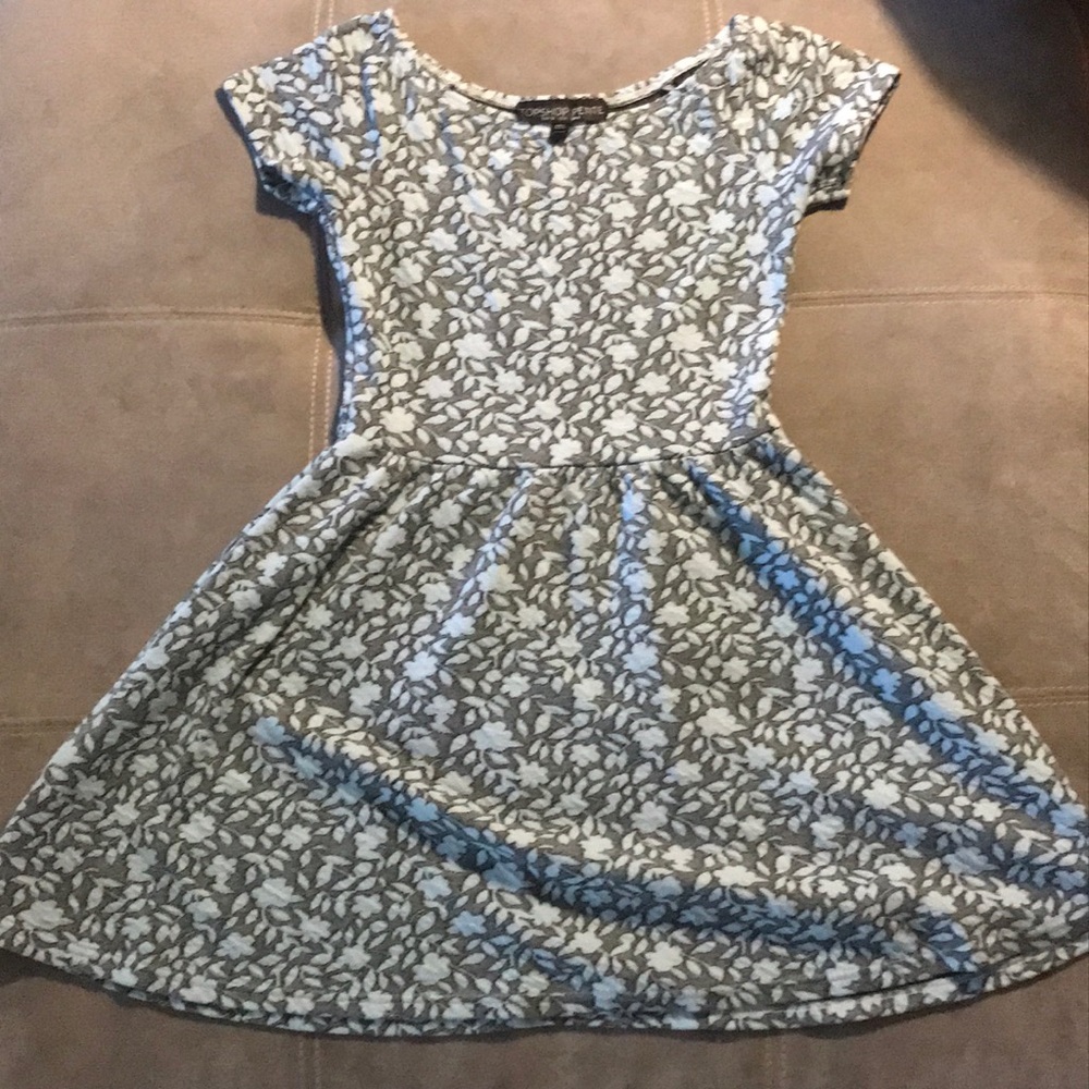 Girls dress